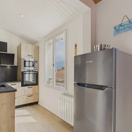 250m De La Grande Plage, Pour 4 Apartmán *